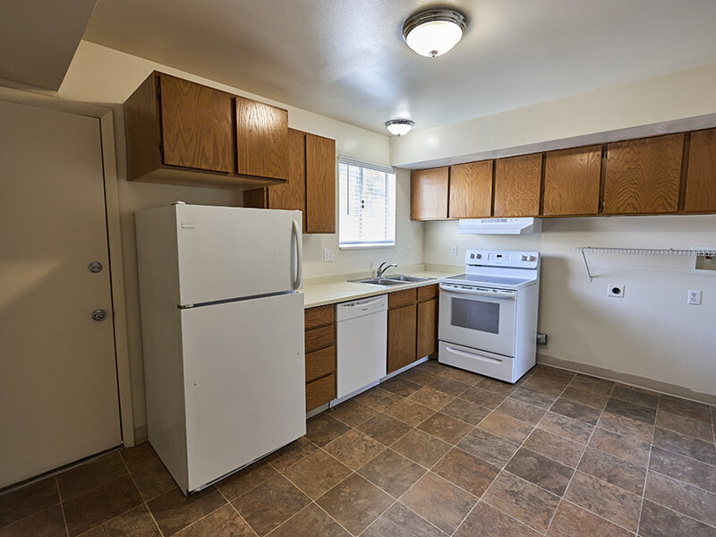 Kitchen with Ceiling Light and Tile Flooring | Kaysville Country Townhomes