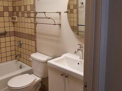 Bathroom | The Kirk Apartments