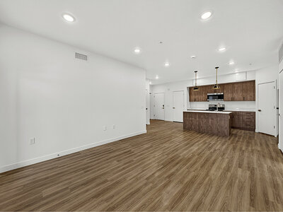 Open Floorplans with High Ceilings | Kuna Commons