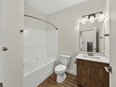 Bathroom | Kuna Commons Apartments