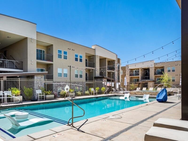 Swimming Pool | La Vida at Sienna Hills Apartments in Washington, UT