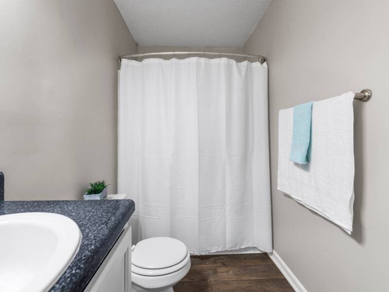 Bathroom | Lexington Station