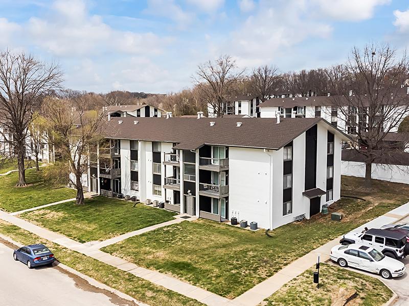 Apartments Near Me | Liberty Heights Apartments in Liberty, MO