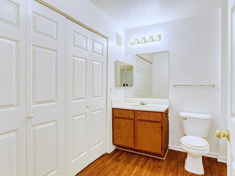 Bathroom | Meadow Creek Apartments in Goodlettsville, TN