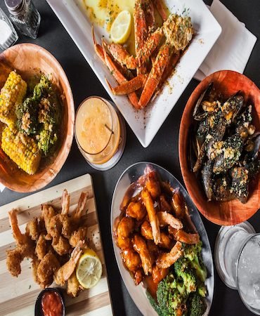 Whispers Oysters & Crab House in Jacksonville FL