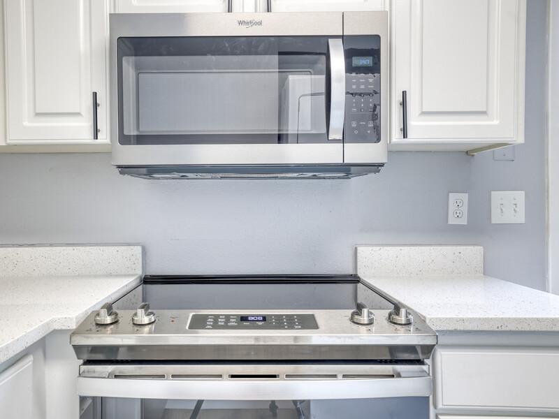 Stainless Steel Appliances | Sugar Pine Townhomes