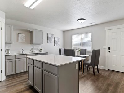 Kitchen & Dining Area | Oakwood Townhomes