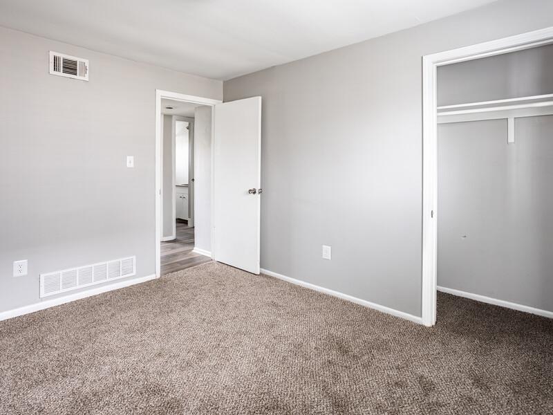 Bedroom Closet | Parkville Place Apartments