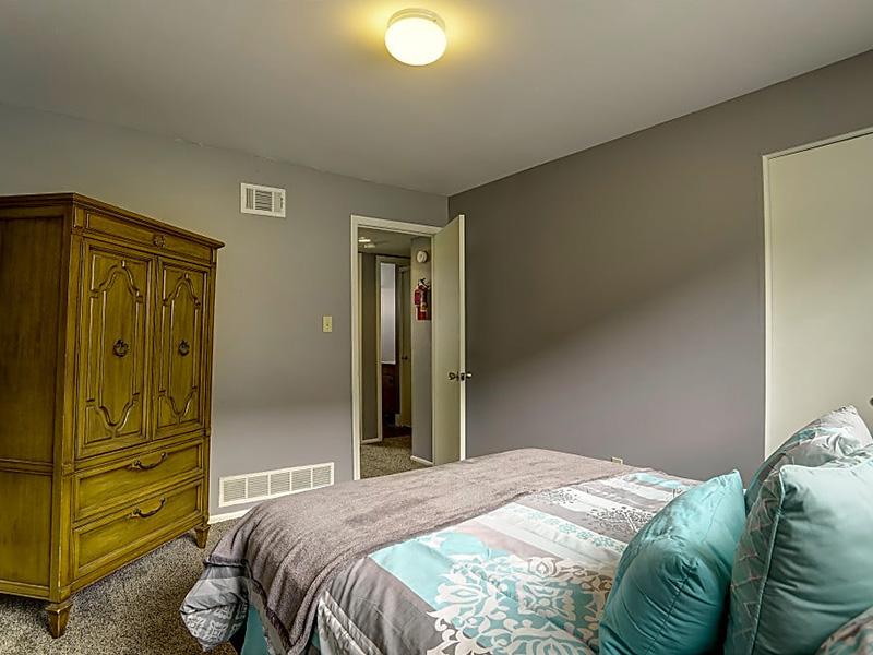 Spacious Bedroom | Parkville Place Apartments