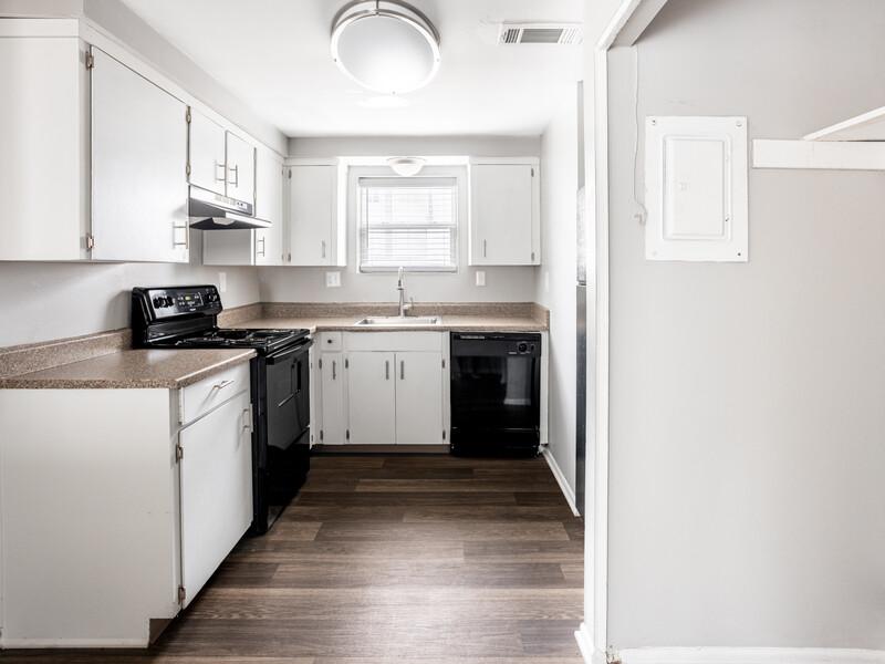 Fully Equipped Kitchen | Parkville Place Apartments