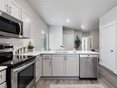 Stainless Steel Appliances | Patriot Pointe