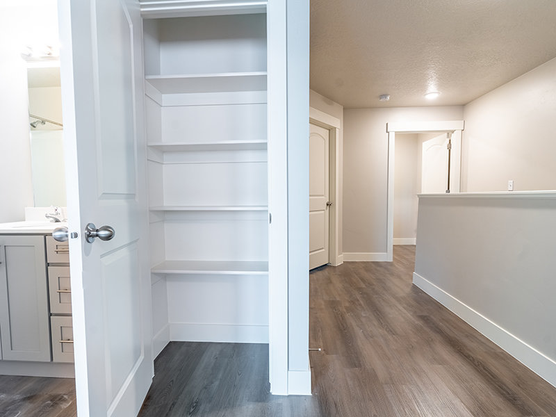 Linen Closet | Patriot Pointe Townhomes