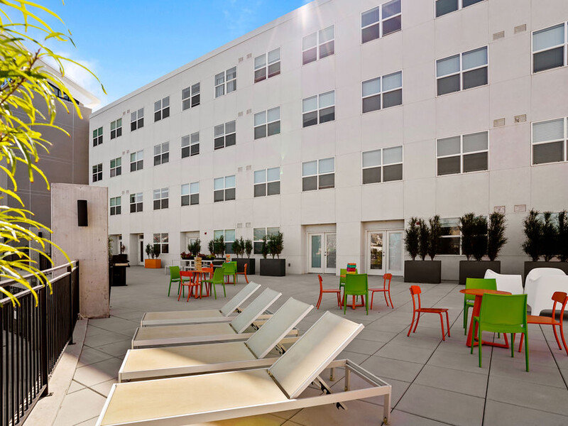 Rooftop Lounge Seating | Paxton 365 Apartments