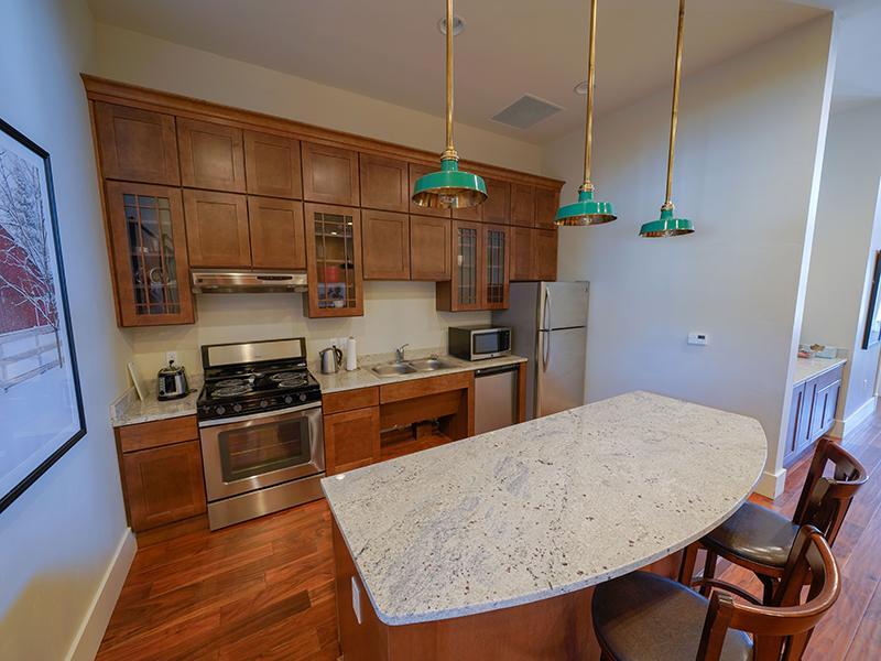 Clubhouse Kitchen | Remington Apartments in Helena, MT