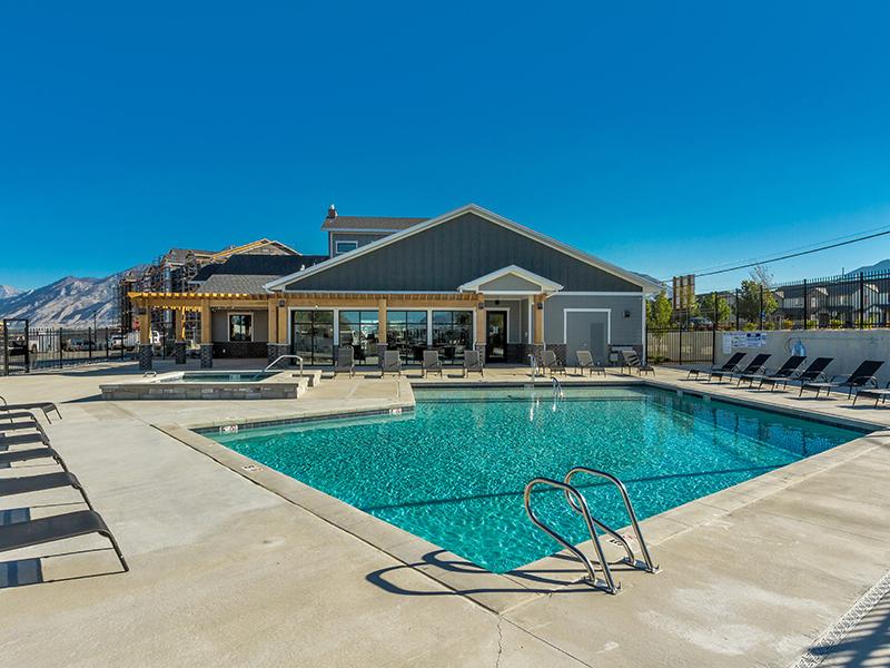 Apartments in Spanish Fork with a Pool | Ridgeline Apartments