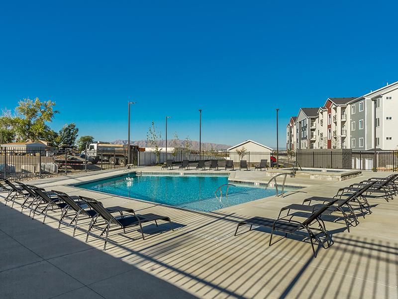 Apartments with a Pool | Ridgeline Apartments
