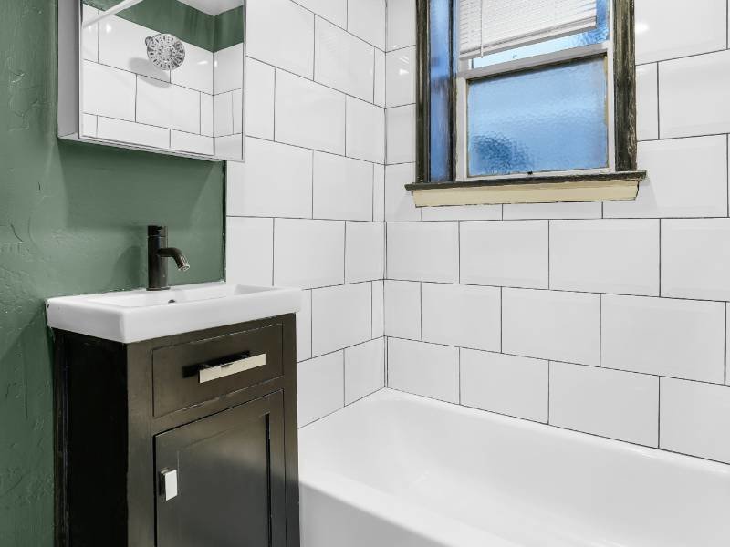 Bathroom | Eleanor Rigby