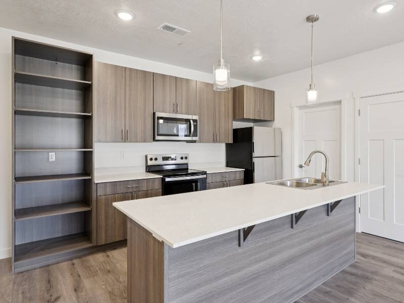 Stainless Appliances | River Meadows