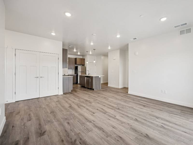 Front Room | River Meadows Apartments
