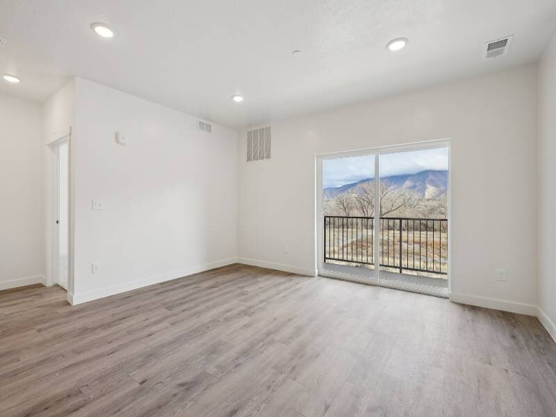 Front Room | River Meadows