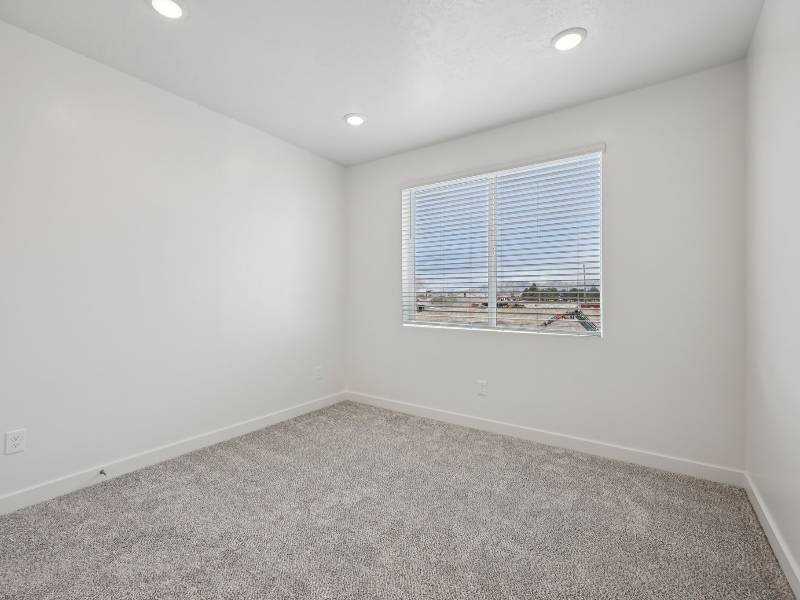 Bedroom | River Meadows Apartments