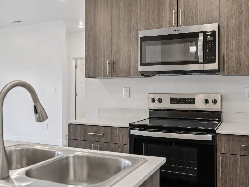 Range | River Meadows Apartments