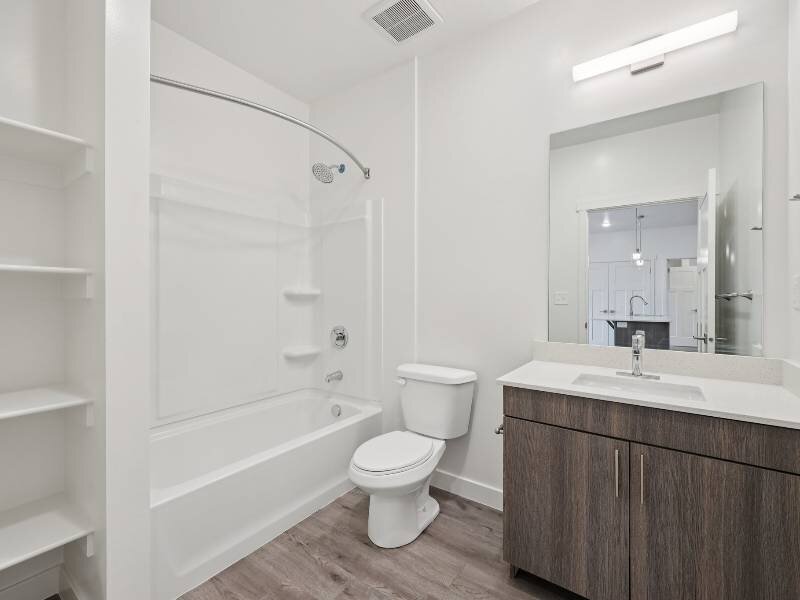 Bathroom | River Meadows