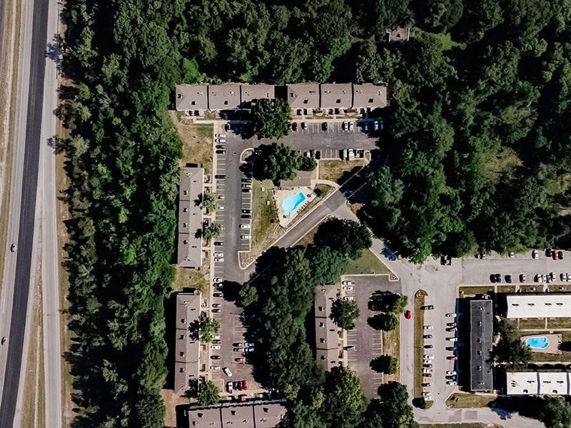 Aerial View of Property | Riverside Heights Apartments in Riverside, MO