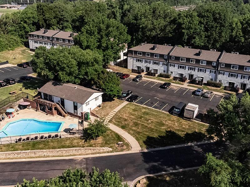 Aerial View of Apartments | Riverside Heights Apartments in Riverside, MO