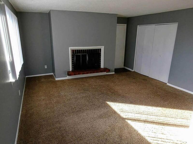 Apartment with a Fireplace | Riverside Heights Apartments in Riverside, MO