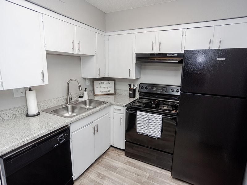 Black Appliances | Riverside Heights Apartments in Riverside, MO