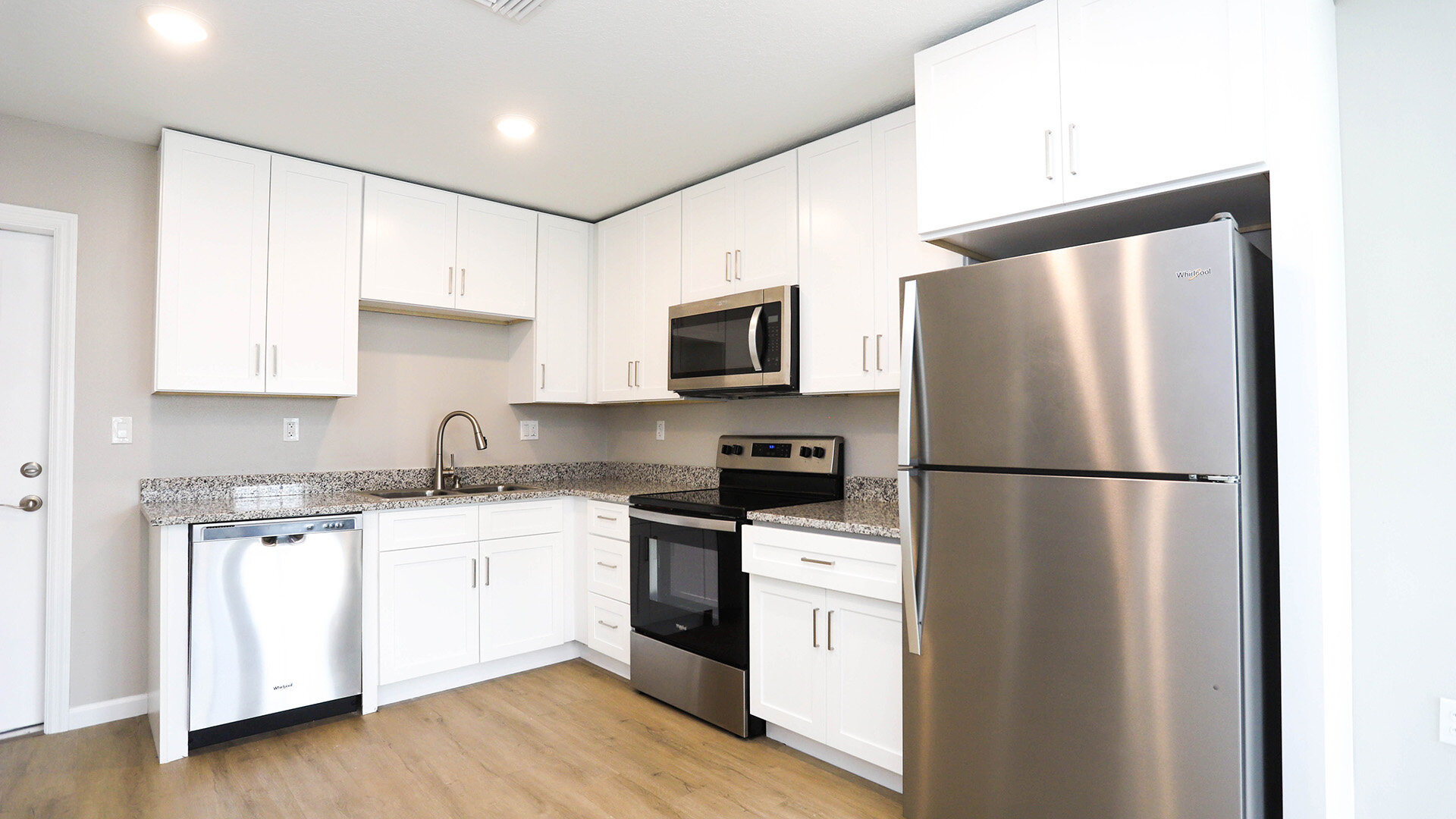 Royal Oak Apartments Amenities