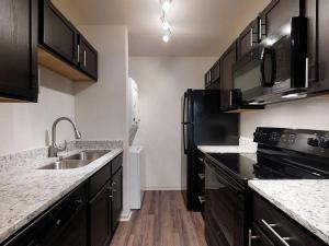 San Antonio Station | Beautiful Kitchen | Apartments Near San Antonio