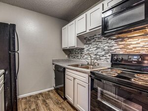 Sky Vue | Renovated Kitchen Area | San Antonio Apartments