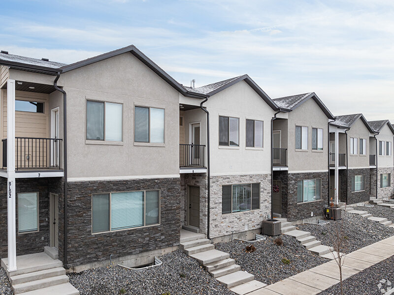 Townhomes for Rent | Slatewood Townhomes in Tooele, UT