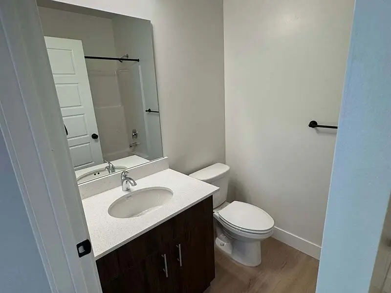 Bathroom | Slatewood Townhomes