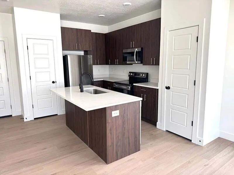 Fully Equipped Kitchen | Slatewood Townhomes