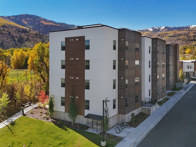 Building with Walking Paths and Beautiful Views | Slopeside Village