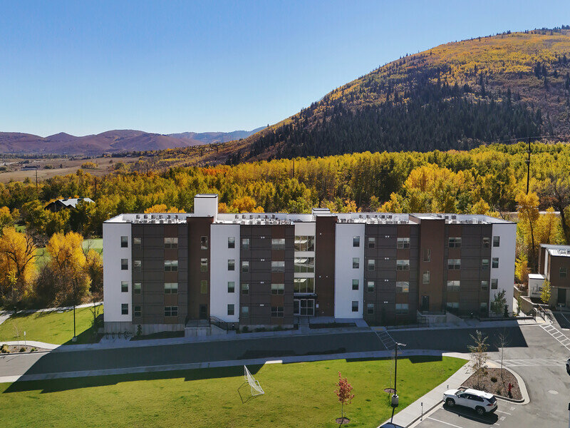 Apartments near Gorgeous Scenery | Slopeside Village