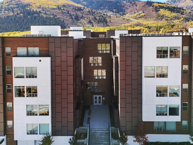 Apartment Building Courtyard | Slopeside Village