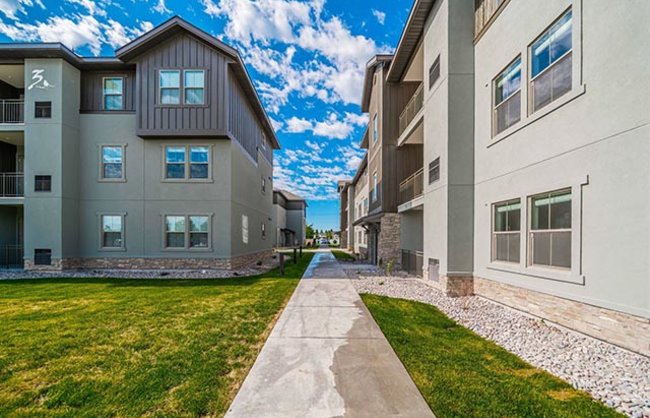 Sparrow Hill Apartments in Idaho Falls, ID