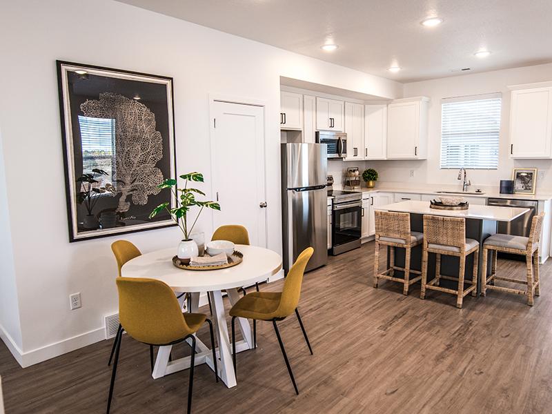 Dining Area | Station Parkway Townhomes