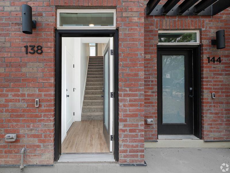 Townhome Entry | Stonebrook Townhomes