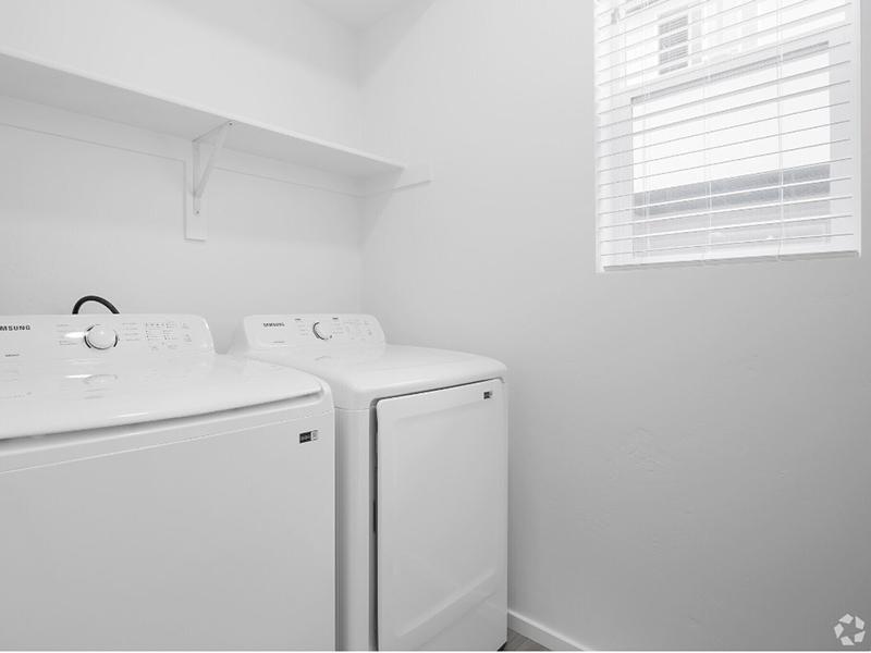 Washer & Dryer | Stonebrook Townhomes