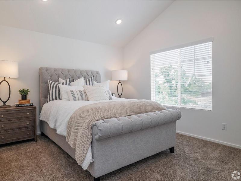 Large Bedroom | Stonebrook Townhomes