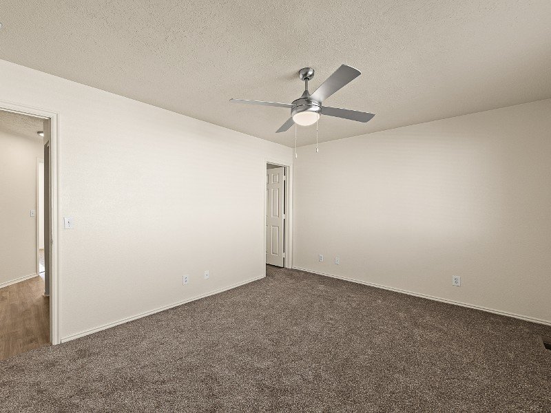 1, 2, & 3 Bedroom Apartments in St. George, UT | Sunridge Apartments