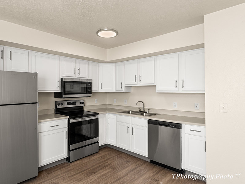Fully Equipped Kitchen | Sunridge Apartments