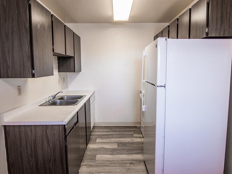 Kitchen | The Grove Apartments in Pocatello, ID