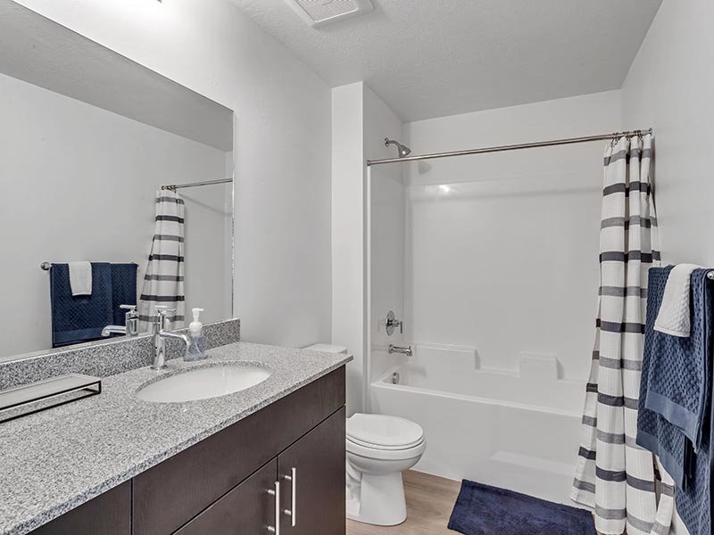Bathroom | Lex Apartments