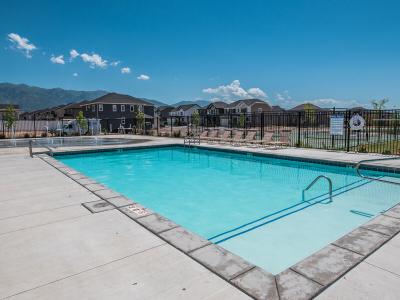 Pool | The Park Townhomes in Layton, UT